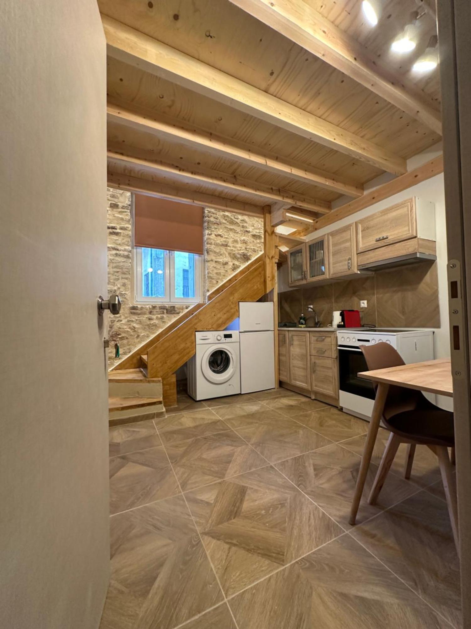 Q Rocco Apartments, Corfu Town ภายนอก รูปภาพ