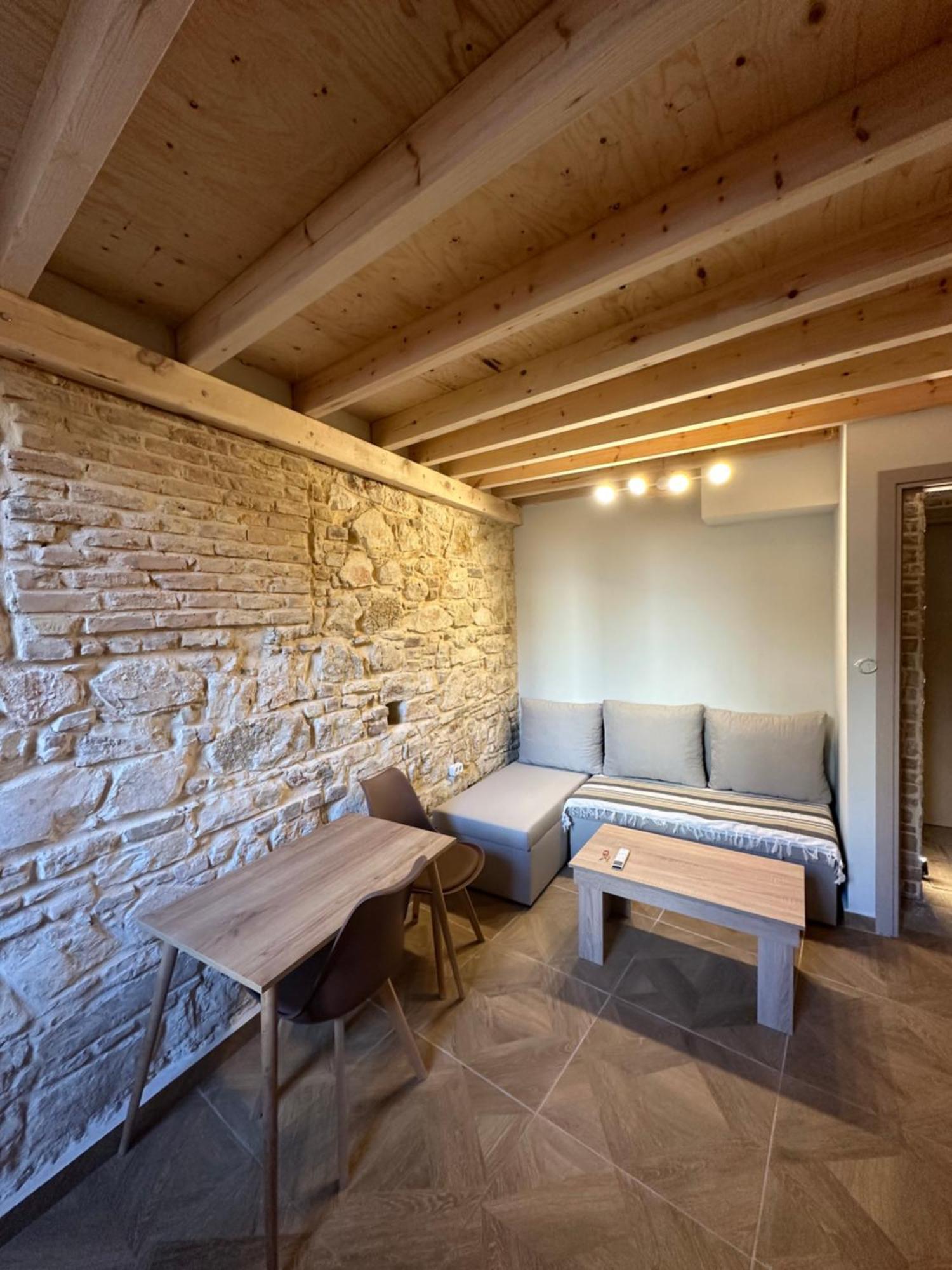 Q Rocco Apartments, Corfu Town ภายนอก รูปภาพ