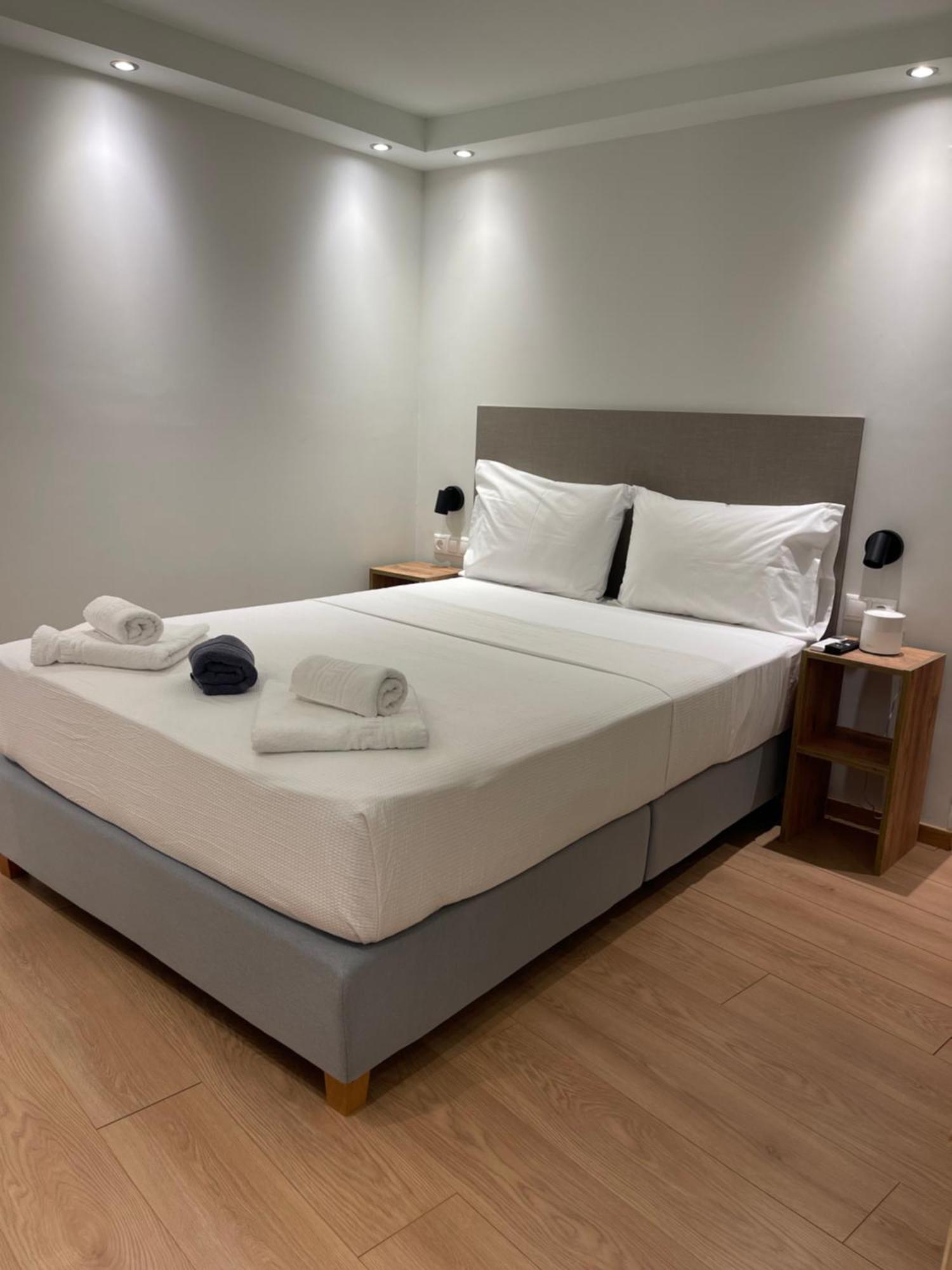 Q Rocco Apartments, Corfu Town ภายนอก รูปภาพ
